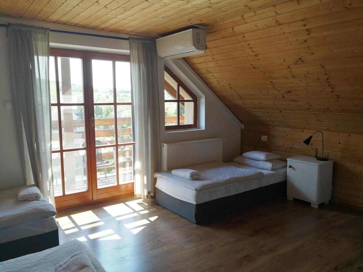 Manoka Guest House Модьород Экстерьер фото