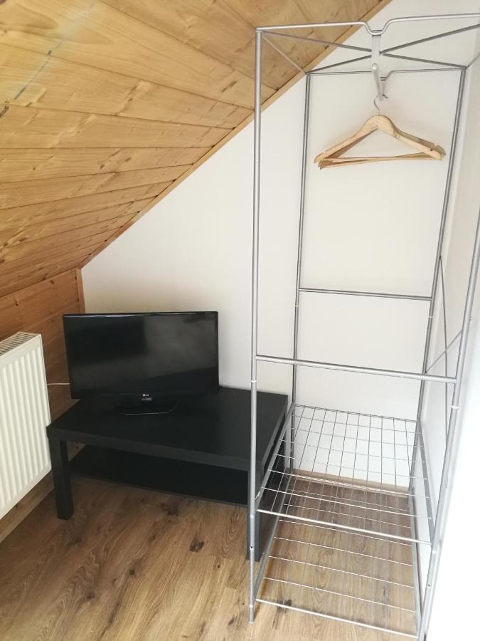 Manoka Guest House Модьород Экстерьер фото
